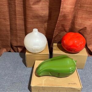 Tupperware: Green, Red & White Vegetable Storage Set